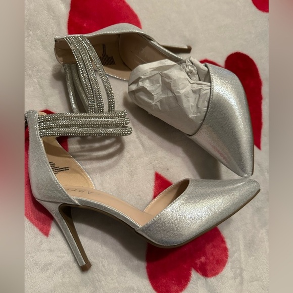 Apt. 9 Emrys Women's Studded Ankle Strap Dress Heels - Picture 8 of 9